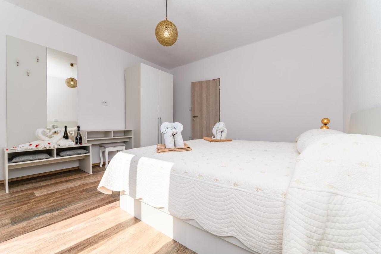 Apartman Paradiso Мартиншчица Экстерьер фото